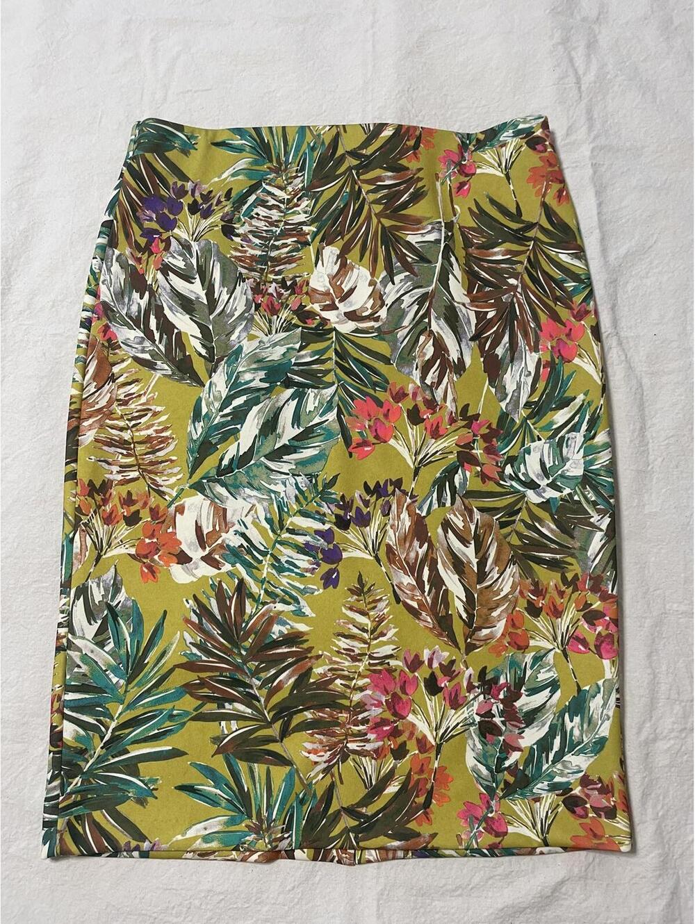 Fall foliage A line skirt ECI Greens, browns, oranges size Large